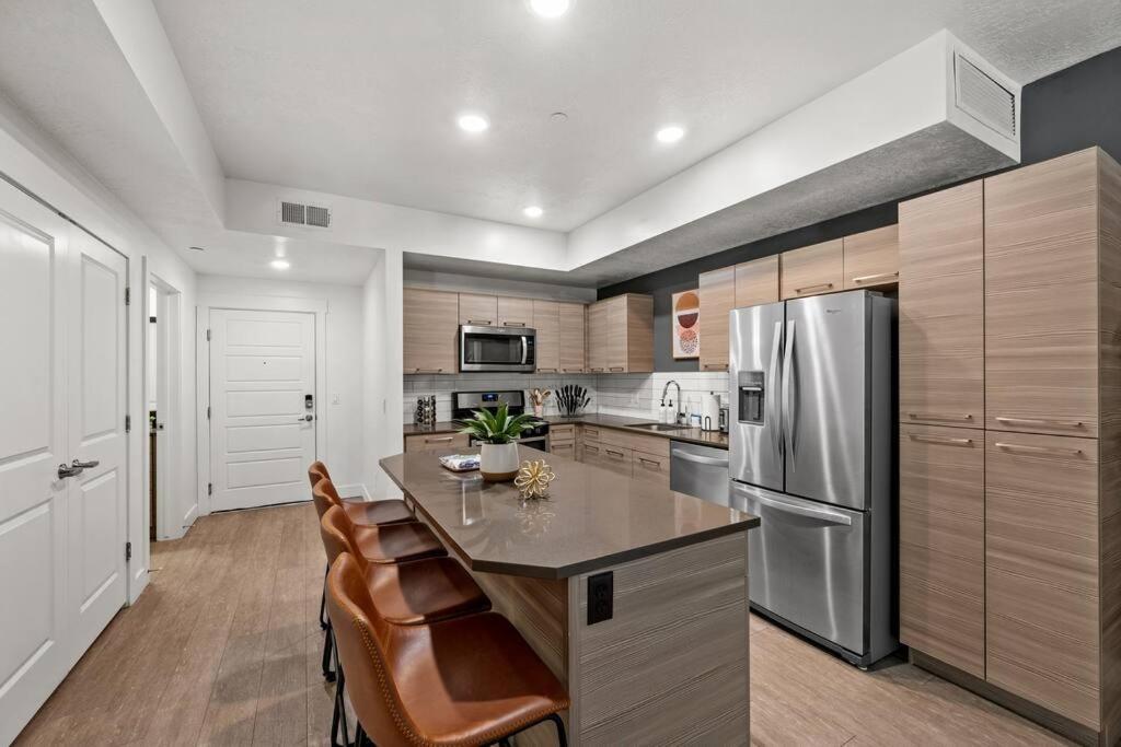 Luxurious Retreat In Slc Appartement Salt Lake City Buitenkant foto